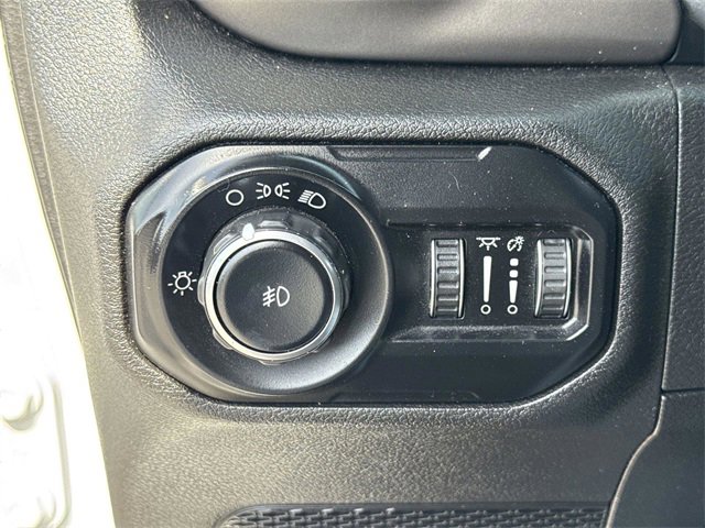 Used 2019 Jeep Wrangler Sport image 41