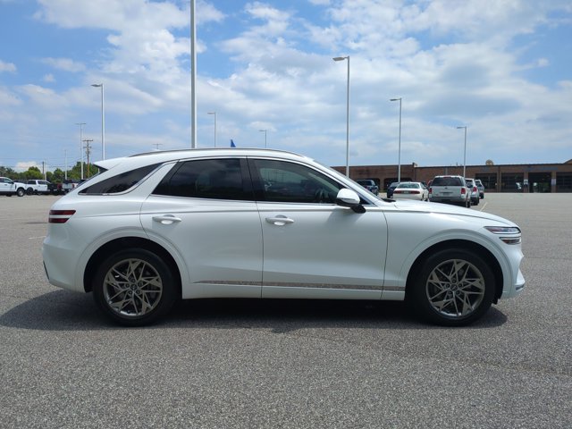 Used 2023 Genesis GV70 2.5T w/ Select Package AWD/4WD image 3