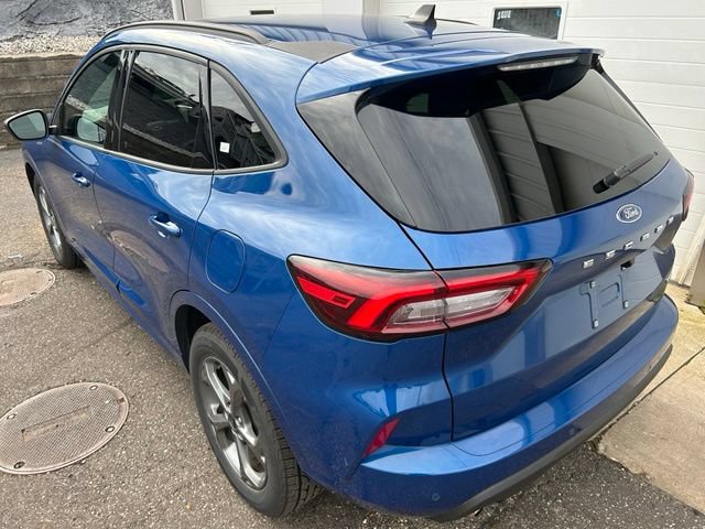 Certified 2023 Ford Escape ST-Line w/ Equipment Group 301A FWD image 4
