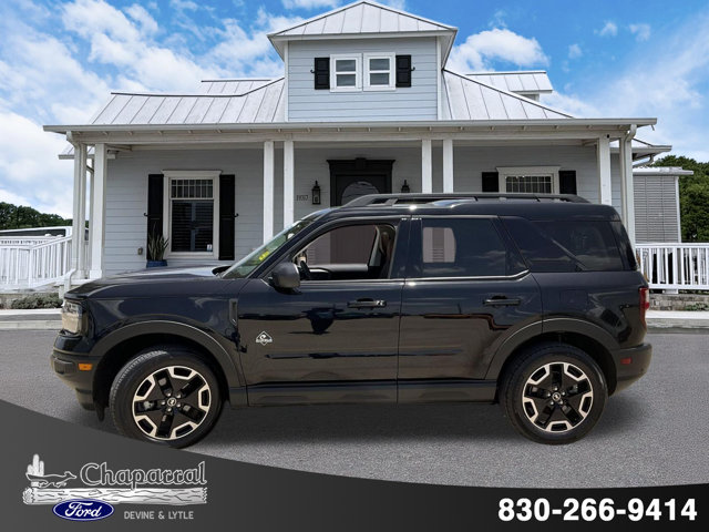 Certified 2023 Ford Bronco Sport Outer Banks w/ Tech Package AWD/4WD image 3