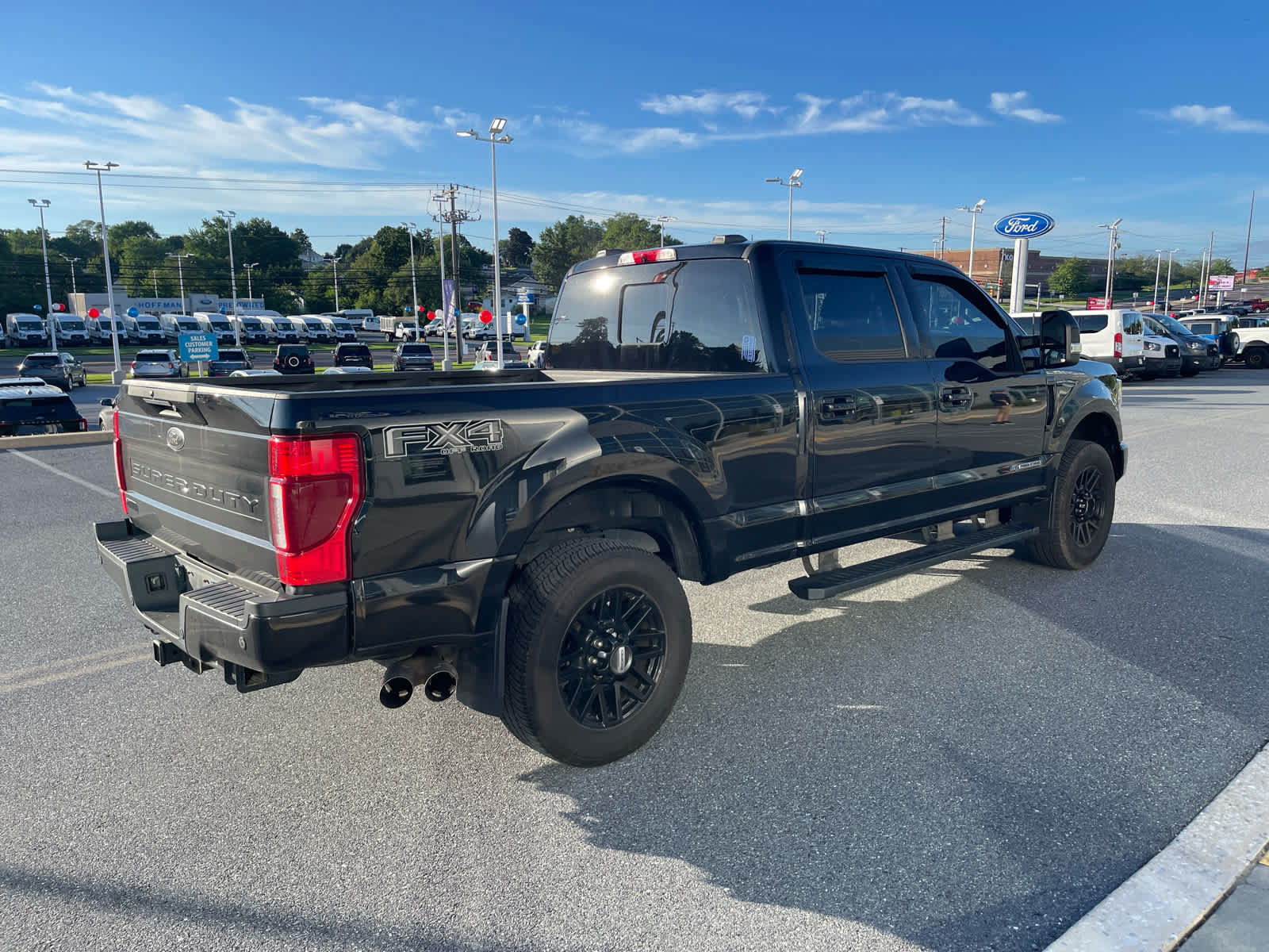 Certified 2022 Ford F250 Lariat w/ Black Appearance Pkg AWD/4WD image 5