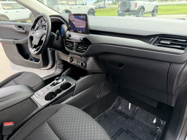 Certified 2024 Ford Escape Active AWD/4WD image 38