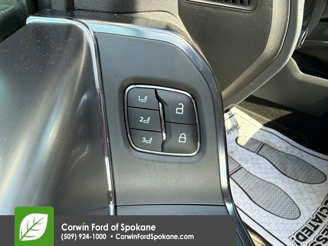 Certified 2026 Ford F450 Platinum AWD/4WD image 22