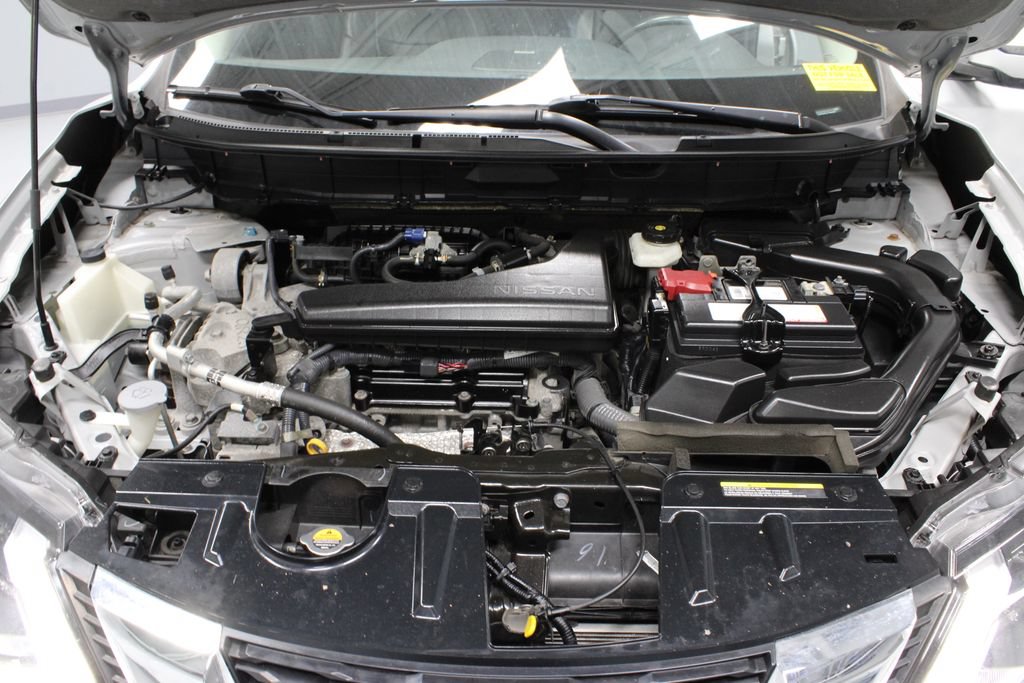 Used 2020 Nissan Rogue SL FWD image 18