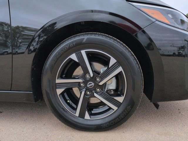 Used 2025 Nissan Sentra SV image 12