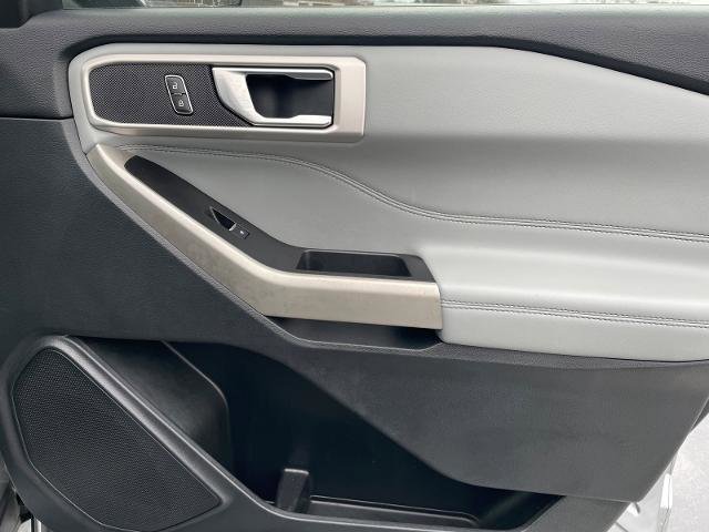 Certified 2022 Ford Explorer XLT w/ Equipment Group 202A image 36