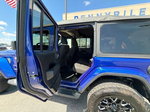Used 2020 Jeep Wrangler Unlimited Sahara AWD/4WD image 13