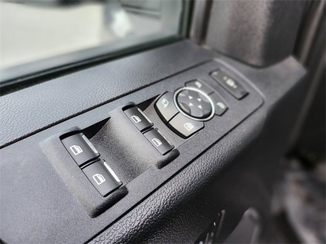 Certified 2019 Ford F250 Lariat w/ Chrome Package image 17