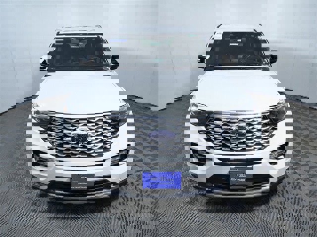 Certified 2021 Ford Explorer Platinum w/ Equipment Group 601A image 3