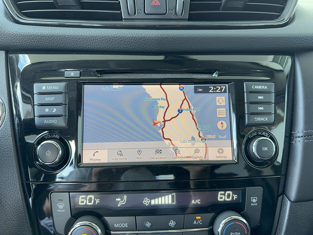 Used 2018 Nissan Rogue SL w/ Premium Package FWD image 19