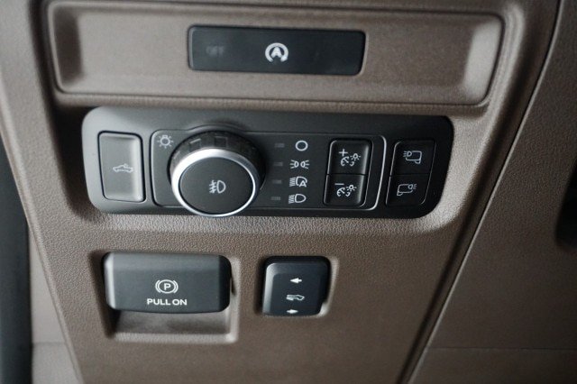Certified 2025 Ford F150 King Ranch w/ FX4 Off-Road Package AWD/4WD image 26