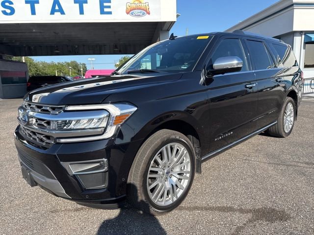 Certified 2024 Ford Expedition Max Platinum RWD image 2