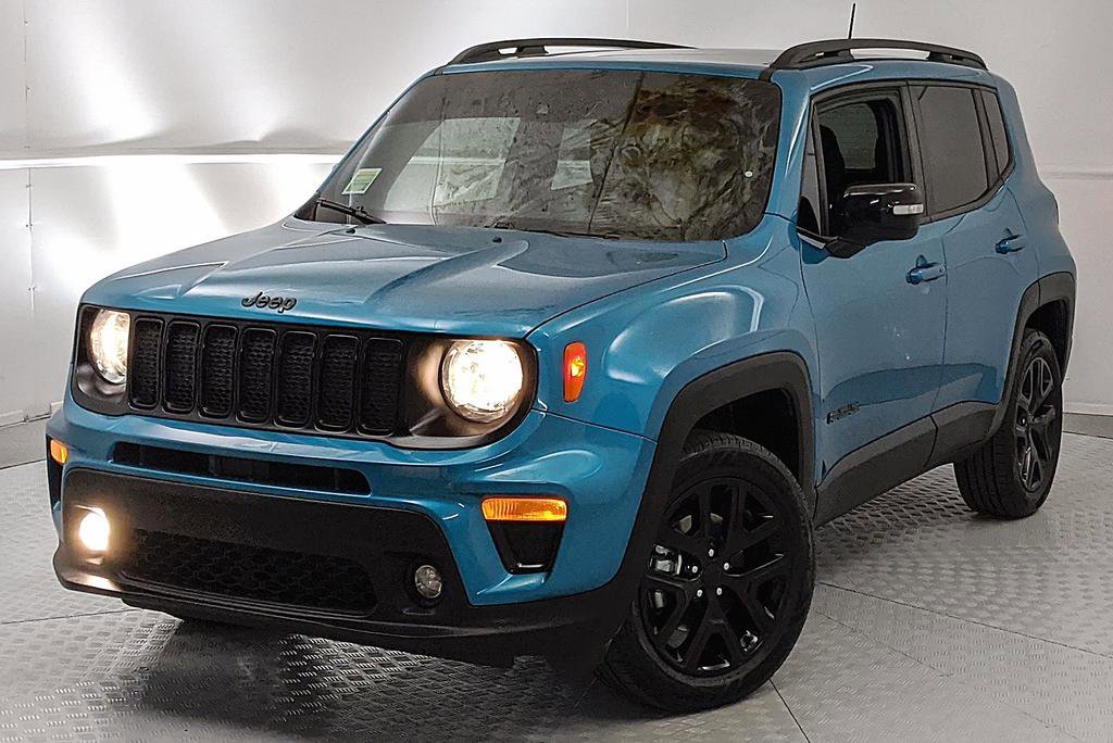 Used 2022 Jeep Renegade Altitude w/ Sun/Sound Group AWD/4WD image 6