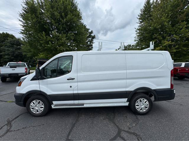 Certified 2025 Ford Transit 250 Low Roof w/ Exterior Upgrade Package RWD image 2