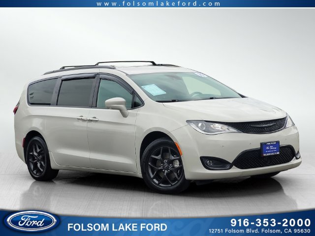 Used 2020 Chrysler Pacifica Touring-L w/ Advanced Safetytec Group FWD image 1