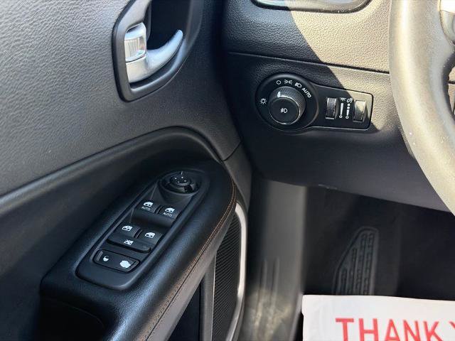 Used 2019 Jeep Compass Limited AWD/4WD image 19