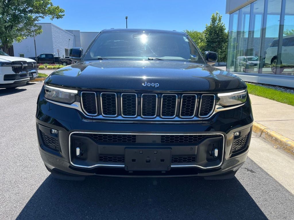 Used 2023 Jeep Grand Cherokee L Overland w/ Luxury Tech Group IV AWD/4WD image 2