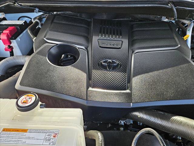 Used 2024 Toyota Tundra Limited AWD/4WD image 23