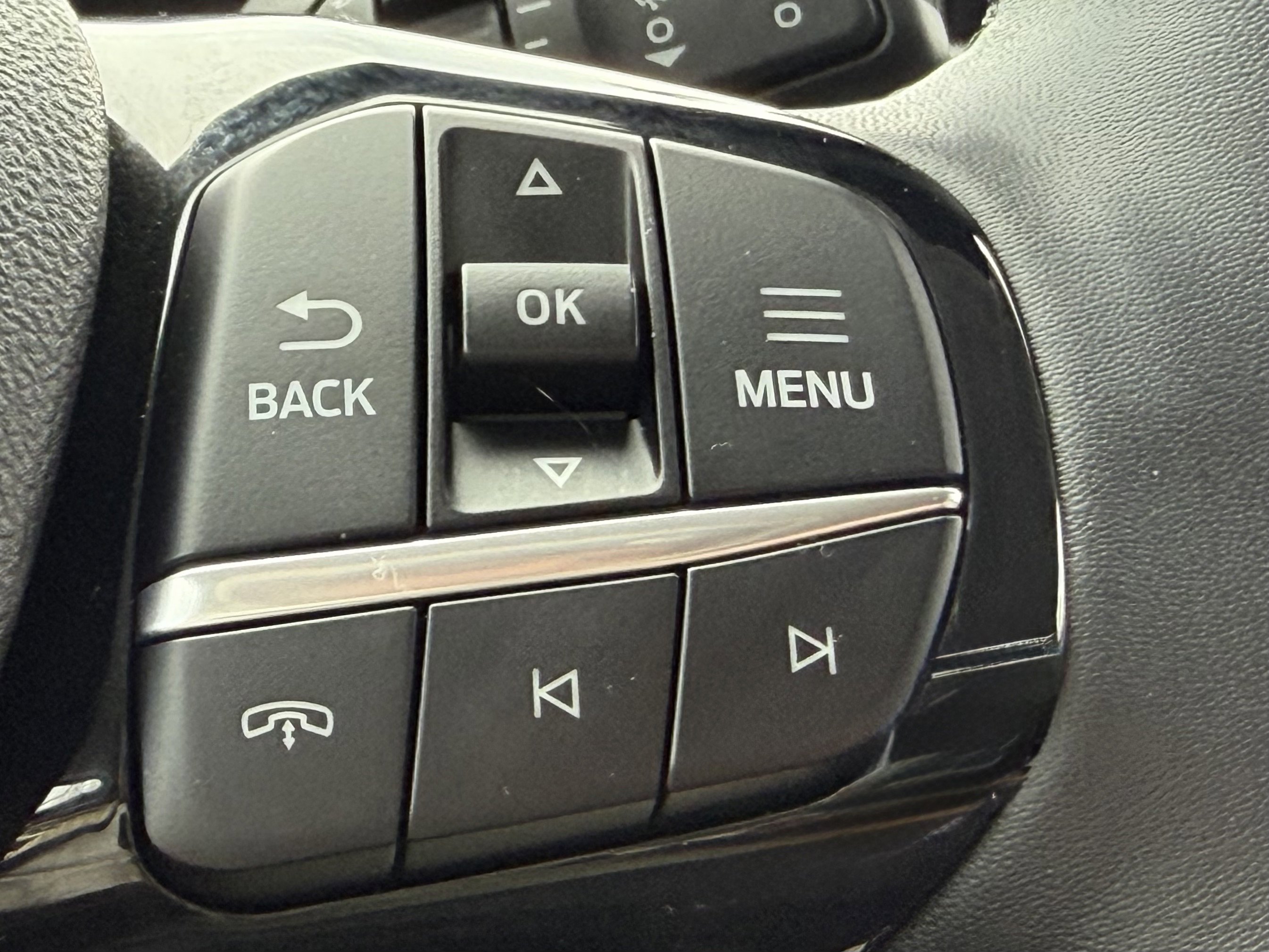 Certified 2025 Ford Escape Active w/ Cold Weather Package image 20