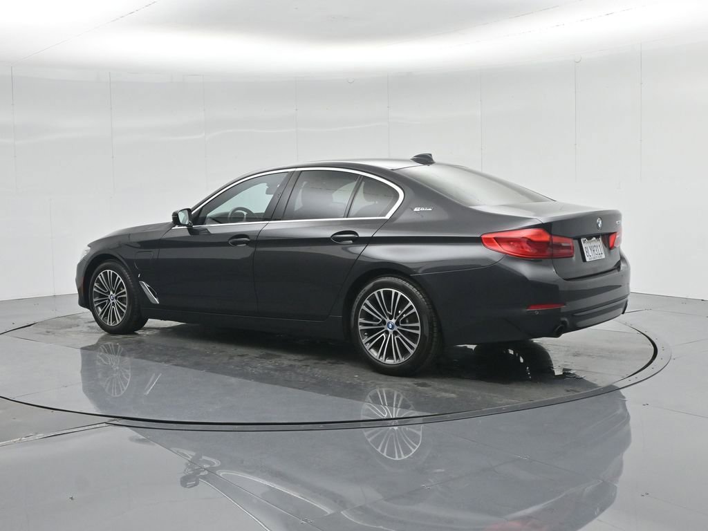 Used 2019 BMW 530e w/ Convenience Package image 7