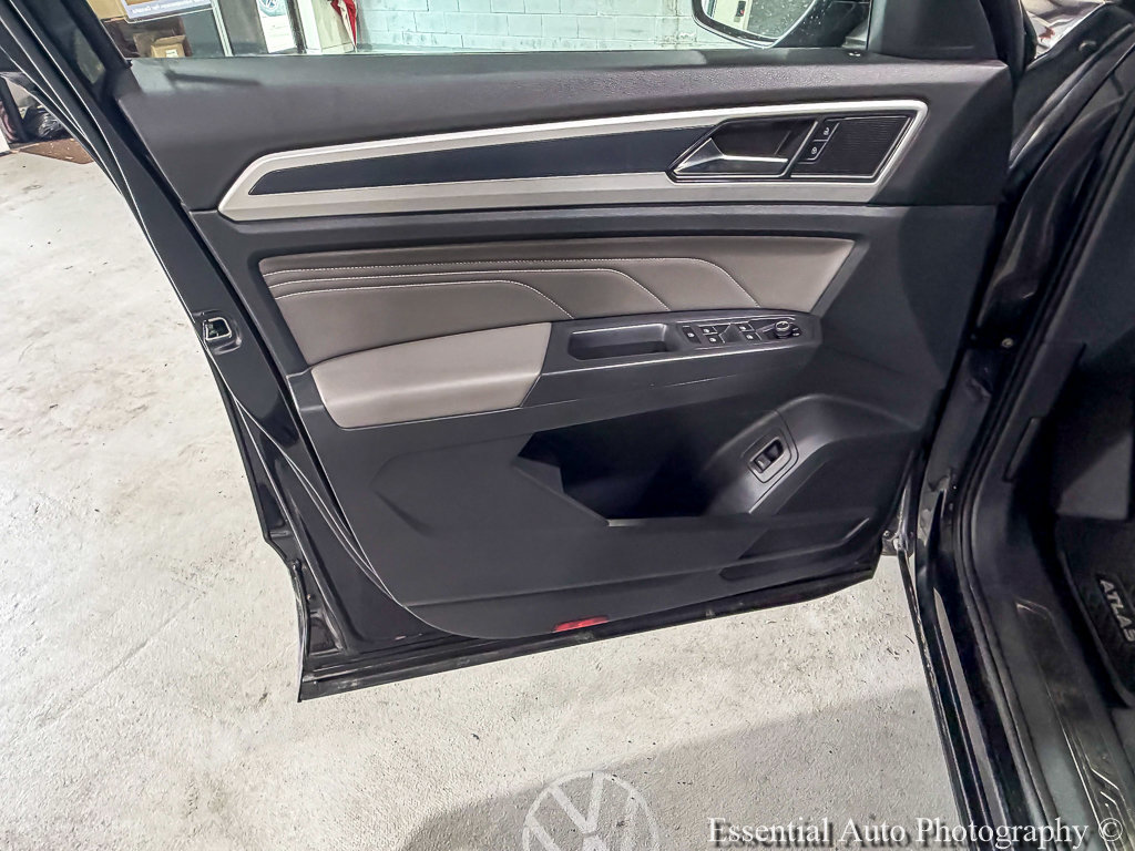 Used 2021 Volkswagen Atlas SEL R-Line w/ MDO Package (Bench Seat) AWD/4WD image 20