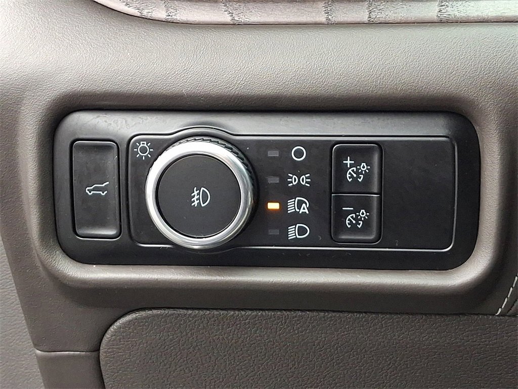 Certified 2023 Ford Explorer Platinum w/ Technology Package image 26