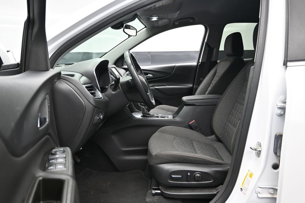 Used 2024 Chevrolet Equinox LT FWD image 14