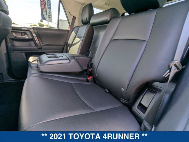 Used 2021 Toyota 4Runner TRD Off-Road Premium w/ Moonroof Package AWD/4WD image 21