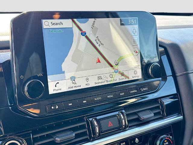 Used 2023 Nissan Pathfinder SL image 11