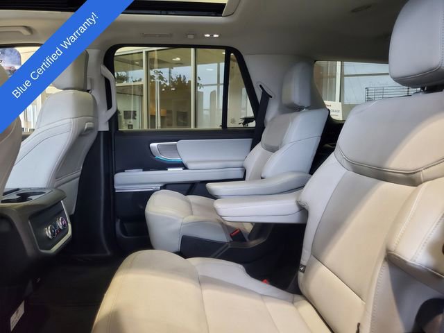 Certified 2025 Ford Expedition Platinum AWD/4WD image 30