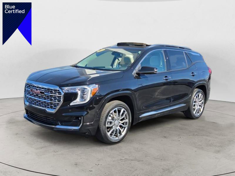 Used 2023 GMC Terrain Denali w/ Denali Premium Package image 1