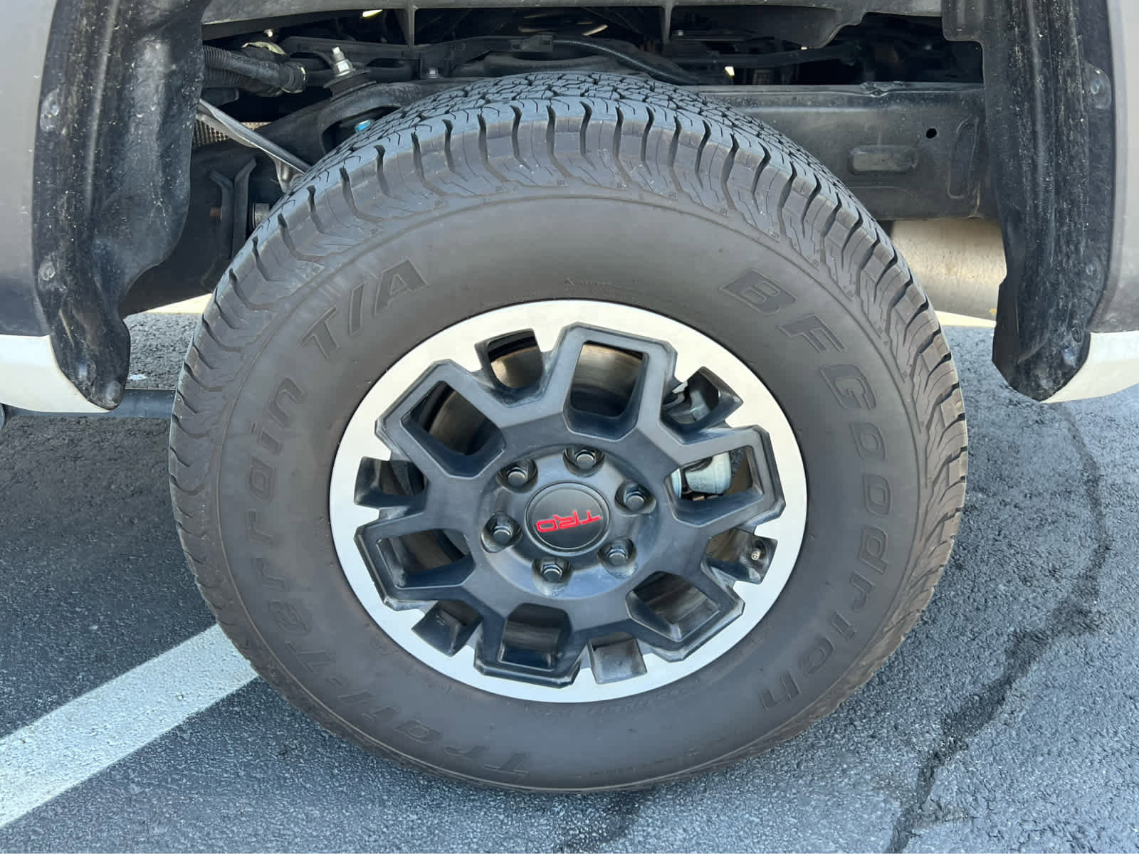 Used 2024 Toyota Tacoma TRD Off-Road AWD/4WD image 13