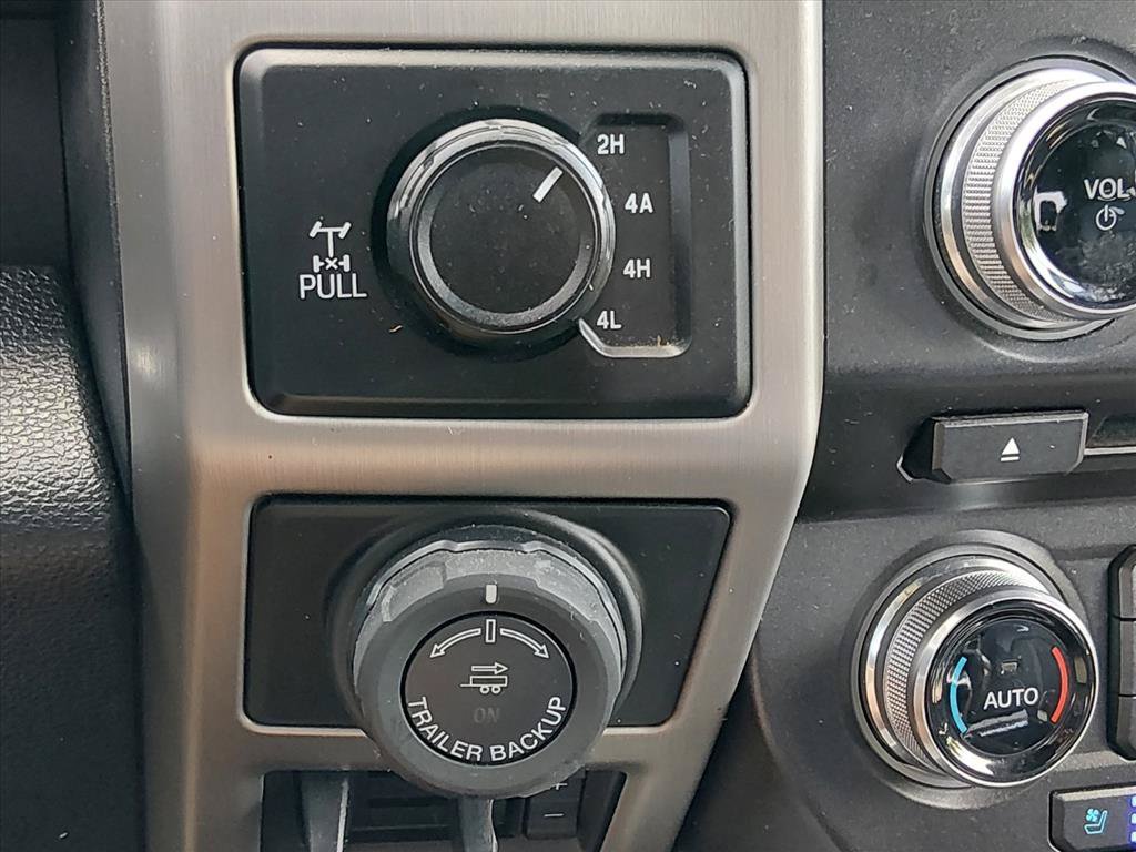 Certified 2018 Ford F150 Platinum w/ Equipment Group 701A Luxury AWD/4WD image 22