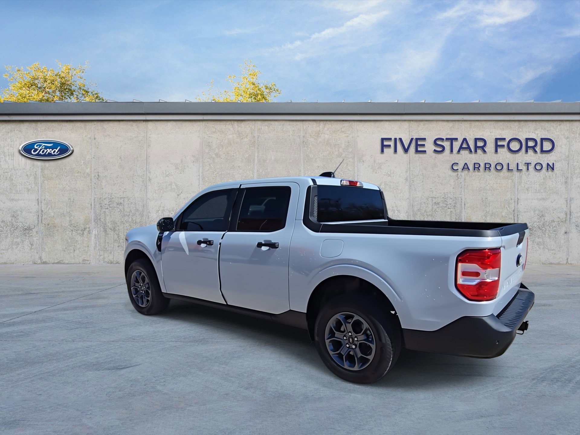 Certified 2025 Ford Maverick XLT w/ XLT Luxury Package image 3