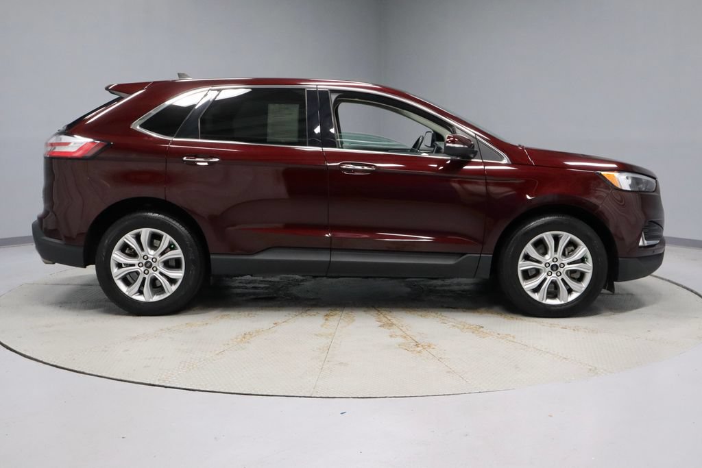 Certified 2024 Ford Edge Titanium AWD/4WD image 12