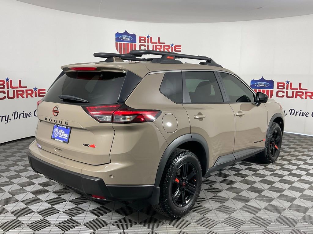Used 2025 Nissan Rogue SV AWD/4WD image 5
