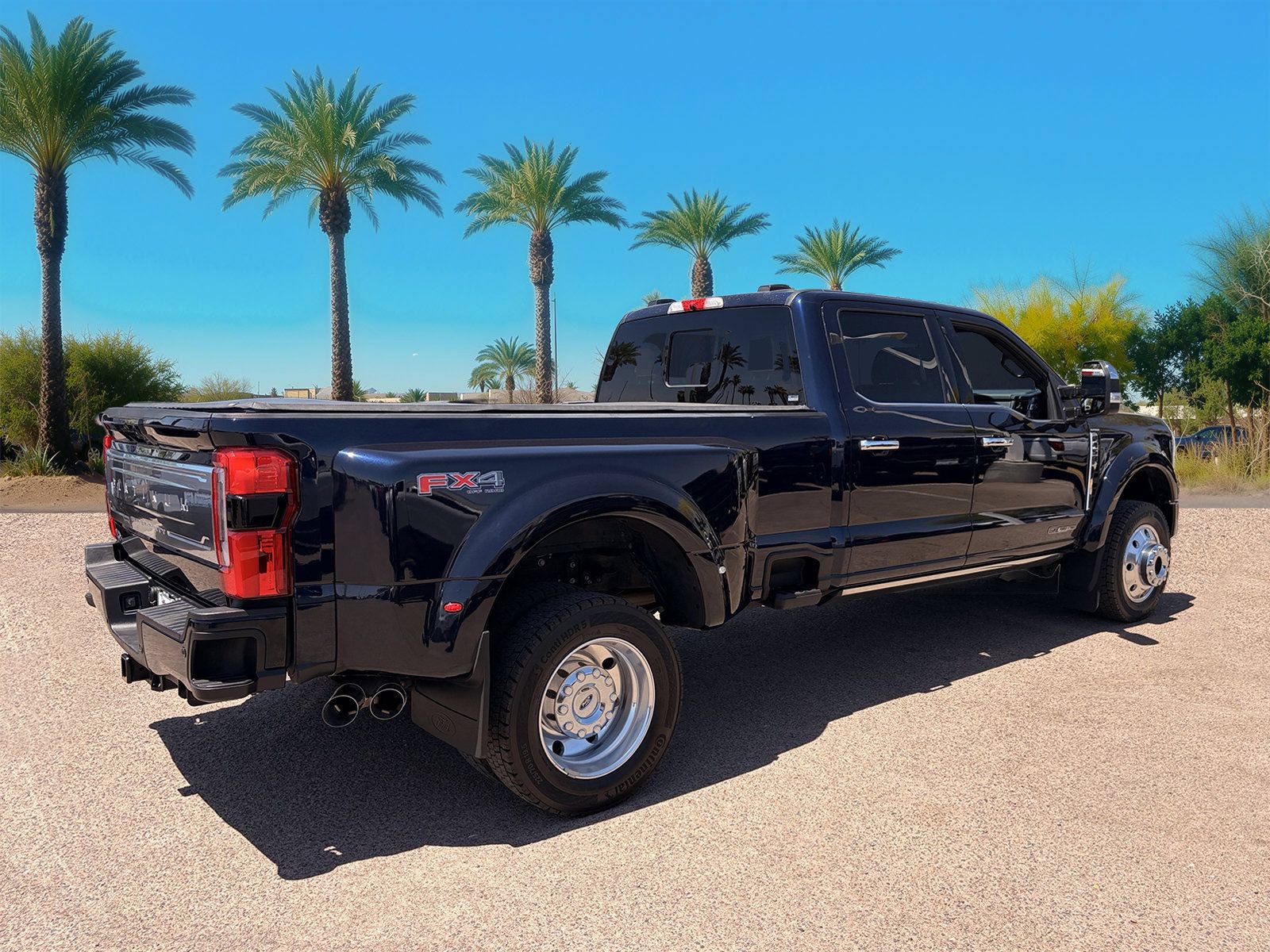 Certified 2024 Ford F450 Platinum w/ FX4 Off-Road Package AWD/4WD image 5