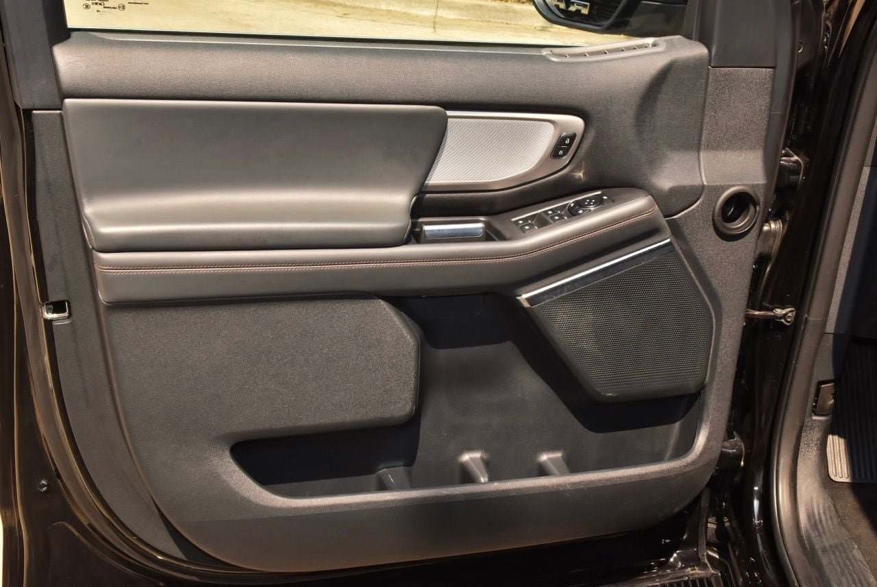 Certified 2025 Ford Expedition Active RWD image 35
