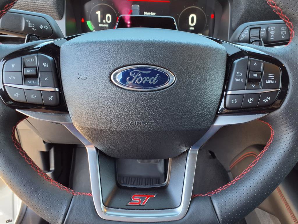 Certified 2025 Ford Explorer ST image 21