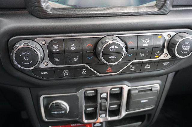 Used 2021 Jeep Gladiator Mojave w/ Dual Top Group AWD/4WD image 38