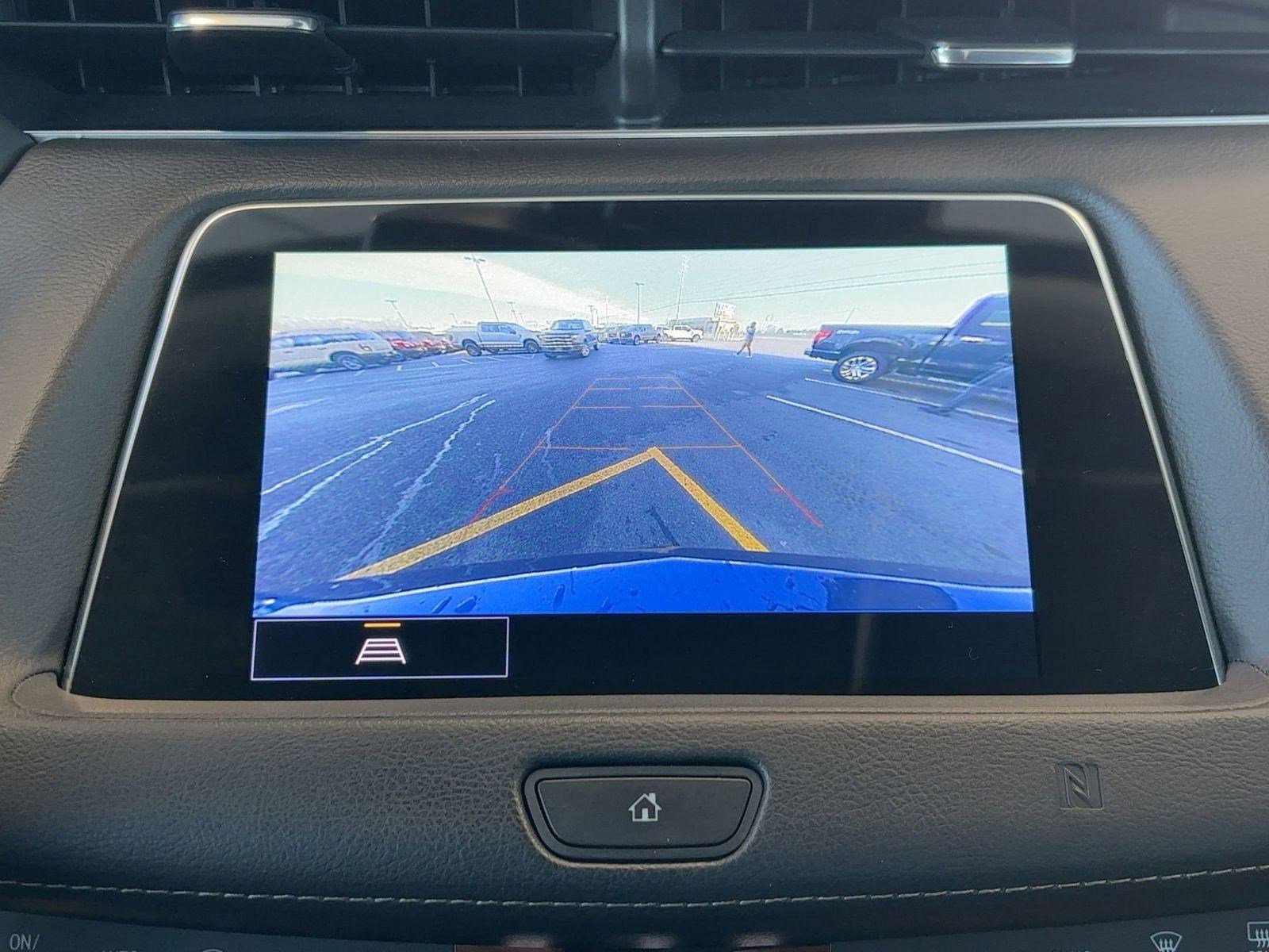 Used 2021 Cadillac XT4 Luxury w/ Cold Weather Package image 26