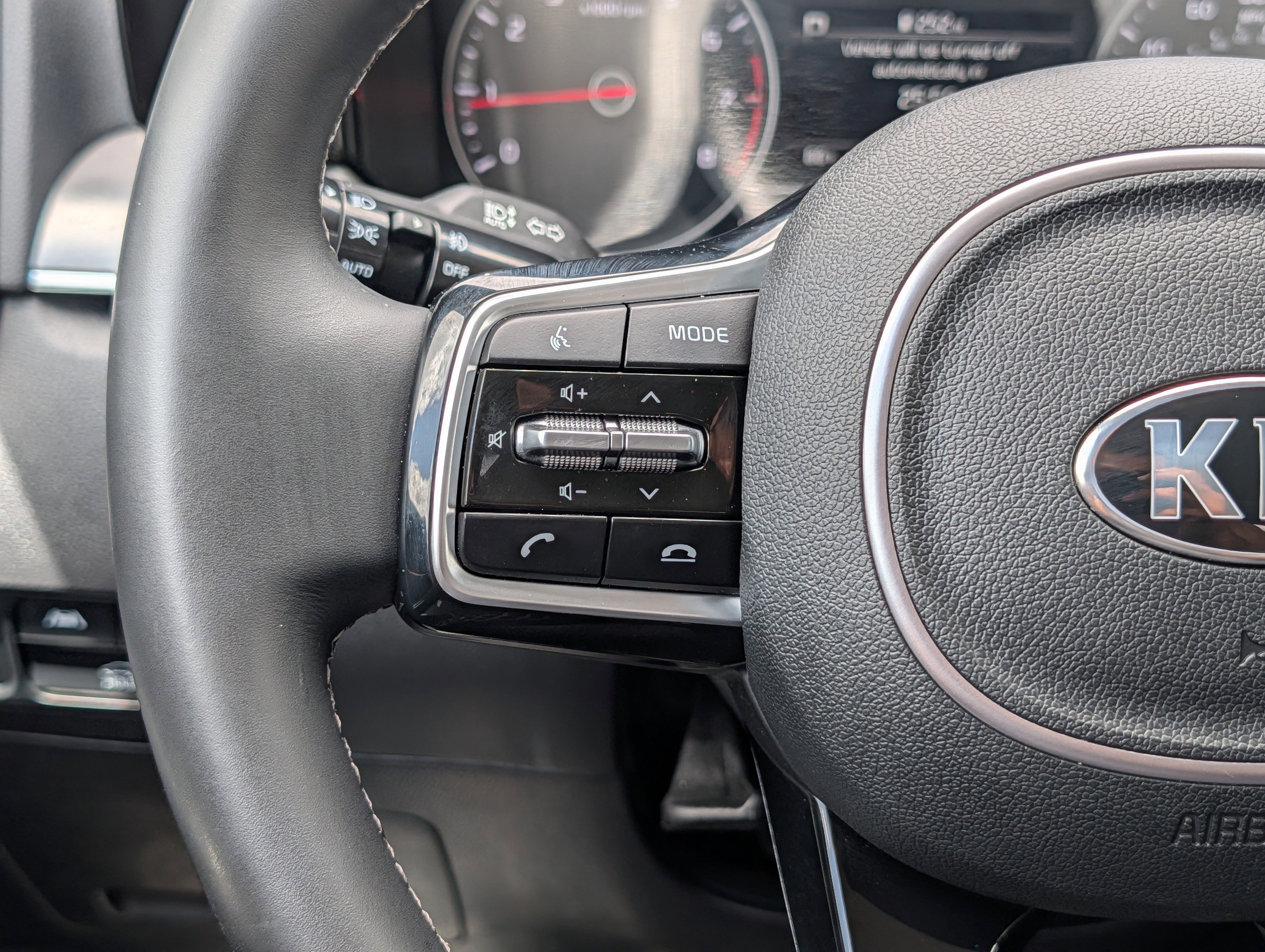 Used 2021 Kia Sorento SX image 27