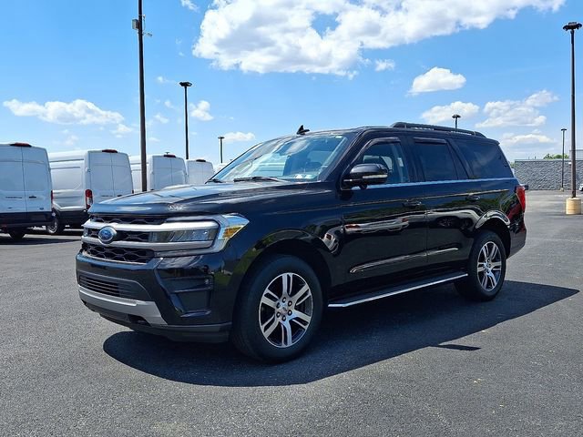 Certified 2022 Ford Expedition XLT AWD/4WD image 3