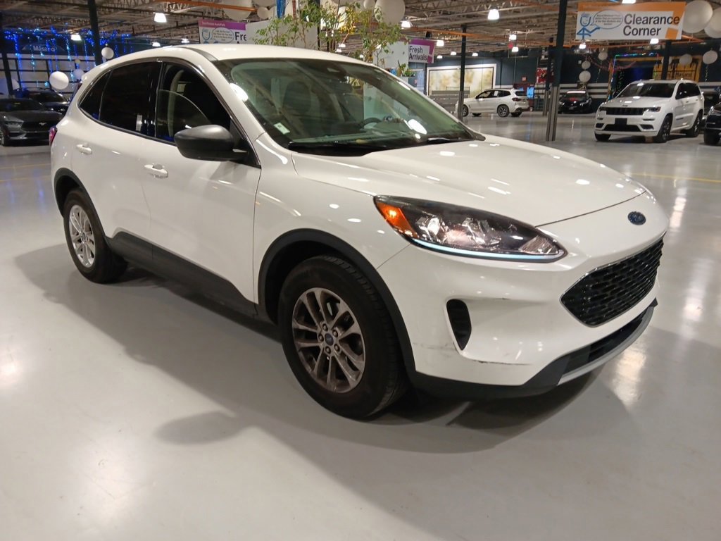 Certified 2022 Ford Escape SE w/ Convenience Package image 7