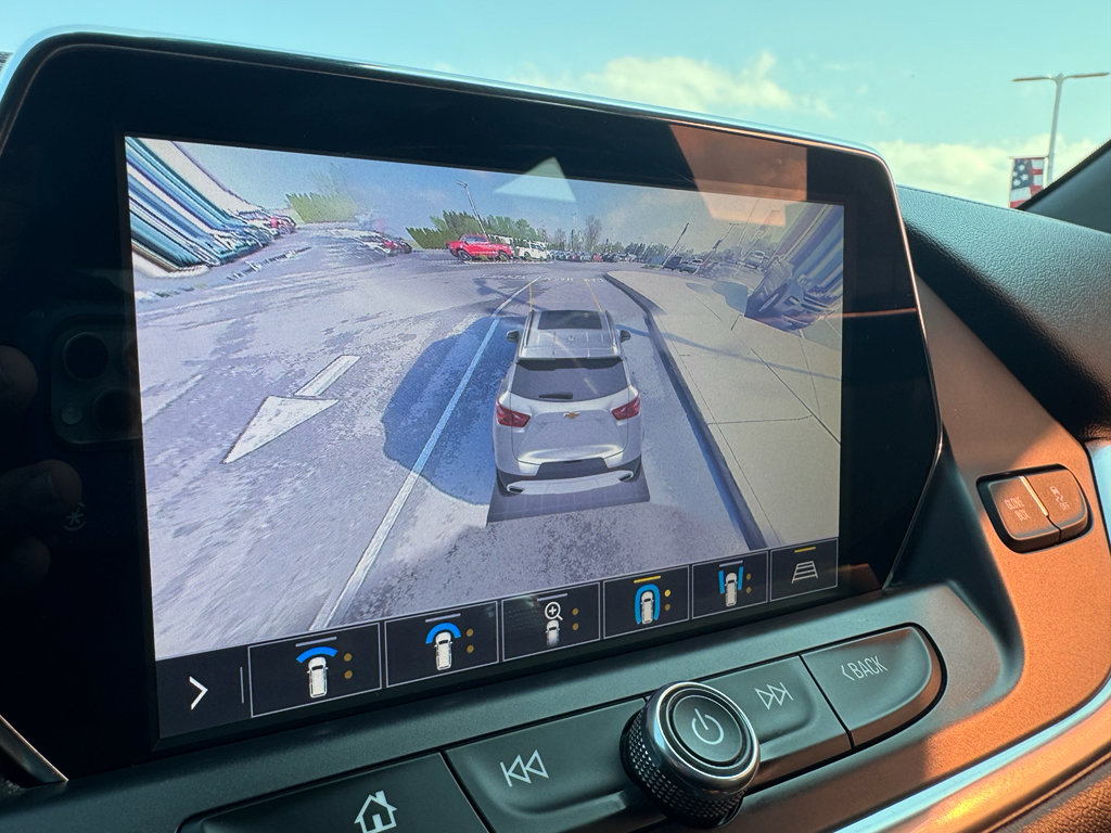 Used 2019 Chevrolet Blazer Premier w/ Sun and Wheels Package FWD image 38