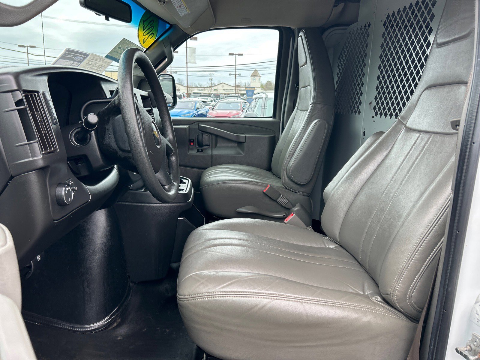 Used 2021 Chevrolet Express 2500 w/ Driver Convenience Package image 3