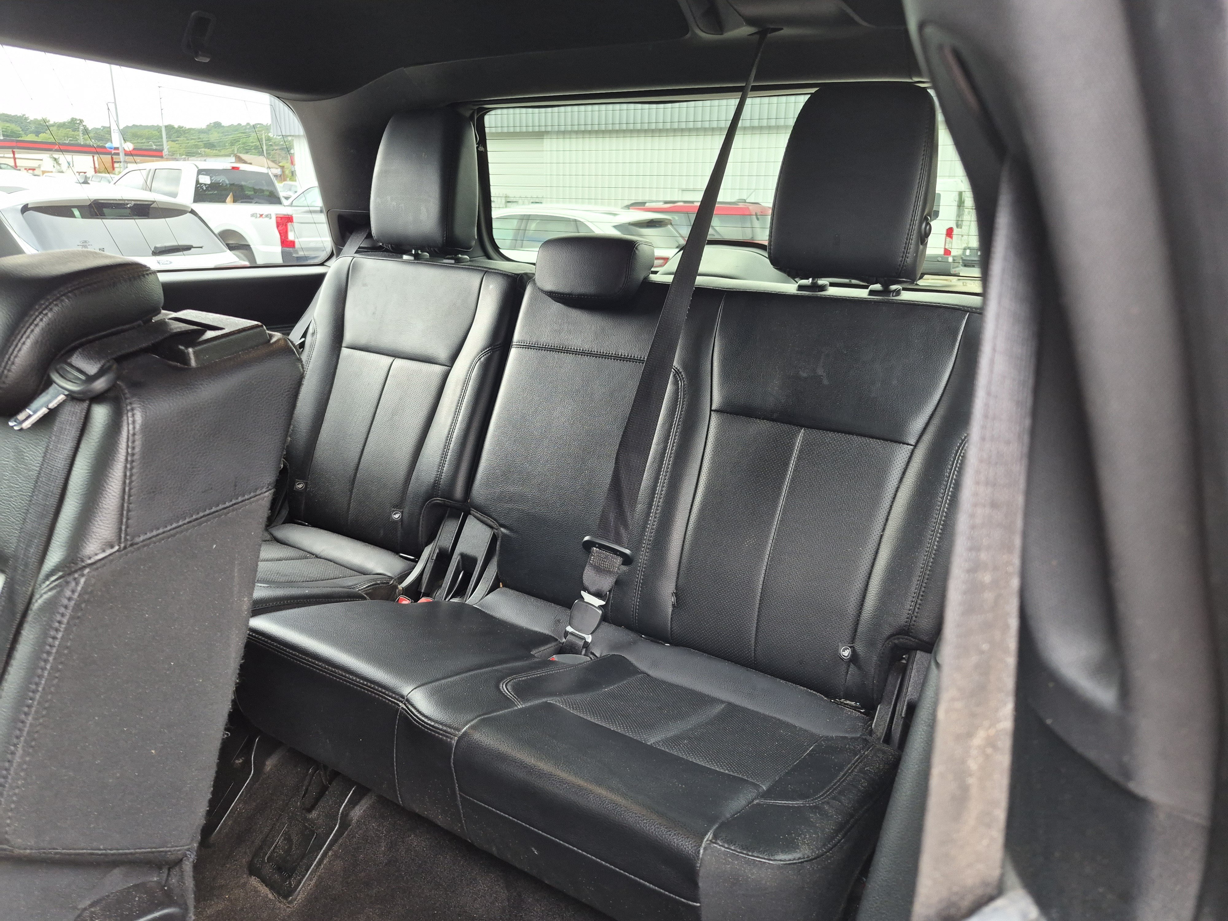 Certified 2021 Ford Expedition XLT RWD image 15