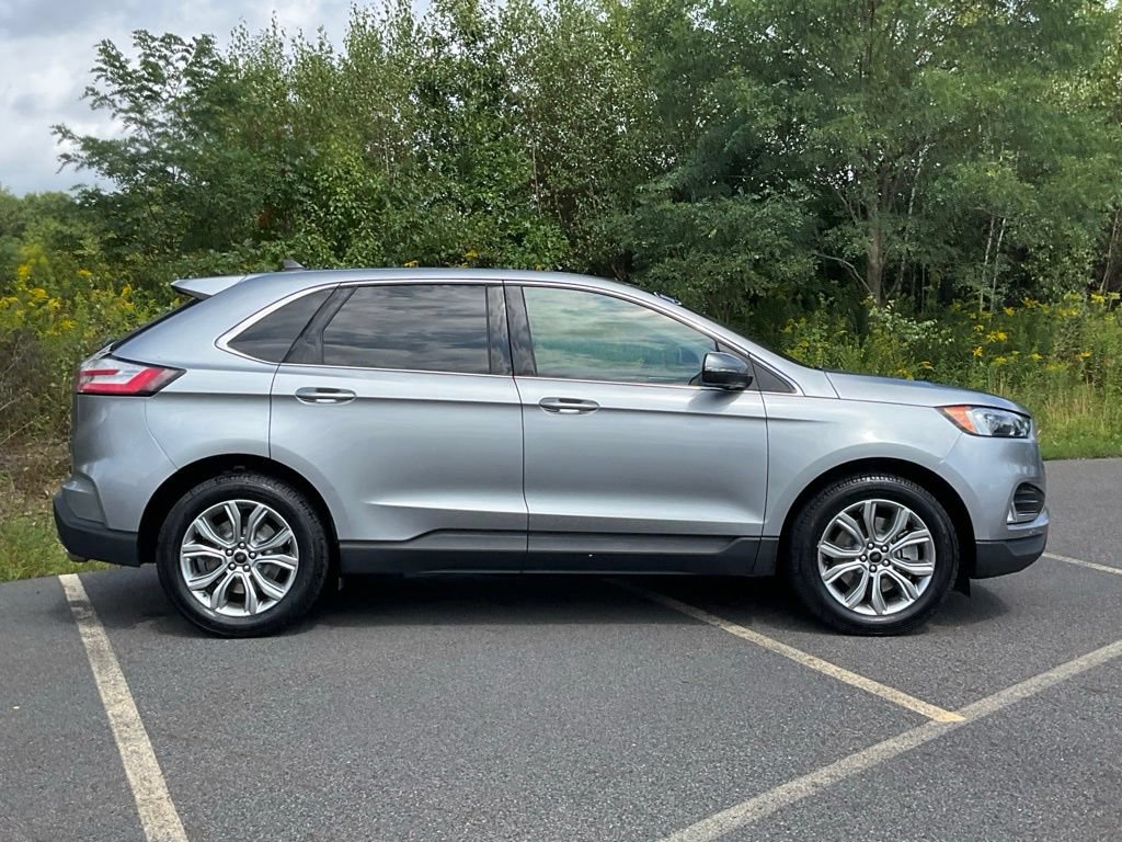 Certified 2024 Ford Edge Titanium AWD/4WD image 24