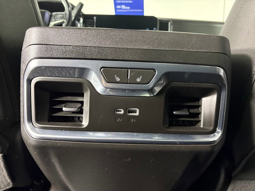 Used 2024 Chevrolet Silverado 2500 LTZ w/ LTZ Premium Package image 31