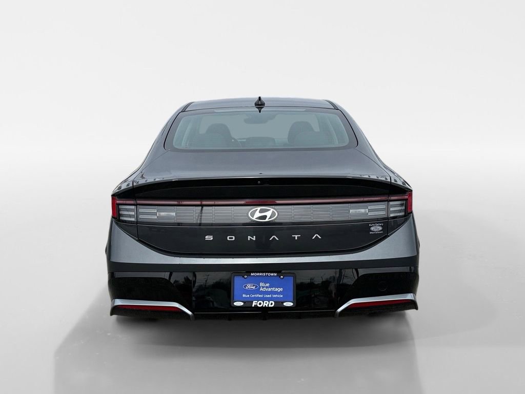 Used 2024 Hyundai Sonata SEL image 3